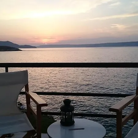 Ostria Seaside House * Αλμυρίδα